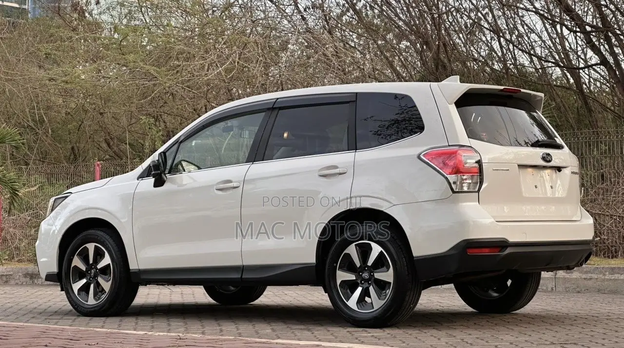 Subaru Forester 2016 White