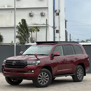 Toyota Land Cruiser 2017 Maroon