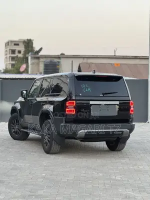 New Toyota Land Cruiser Prado 2025 Black