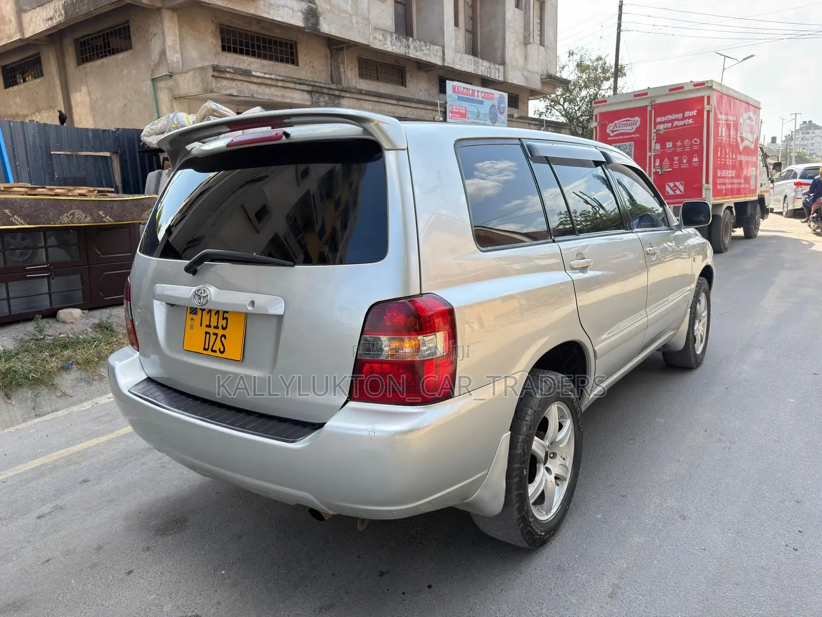 Toyota Kluger 2006 Silver