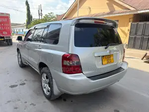 Toyota Kluger 2006 Silver