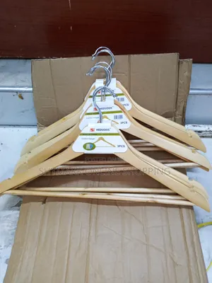 Hanger Za Mbao Kwa Ajiri Nguo 12 PC