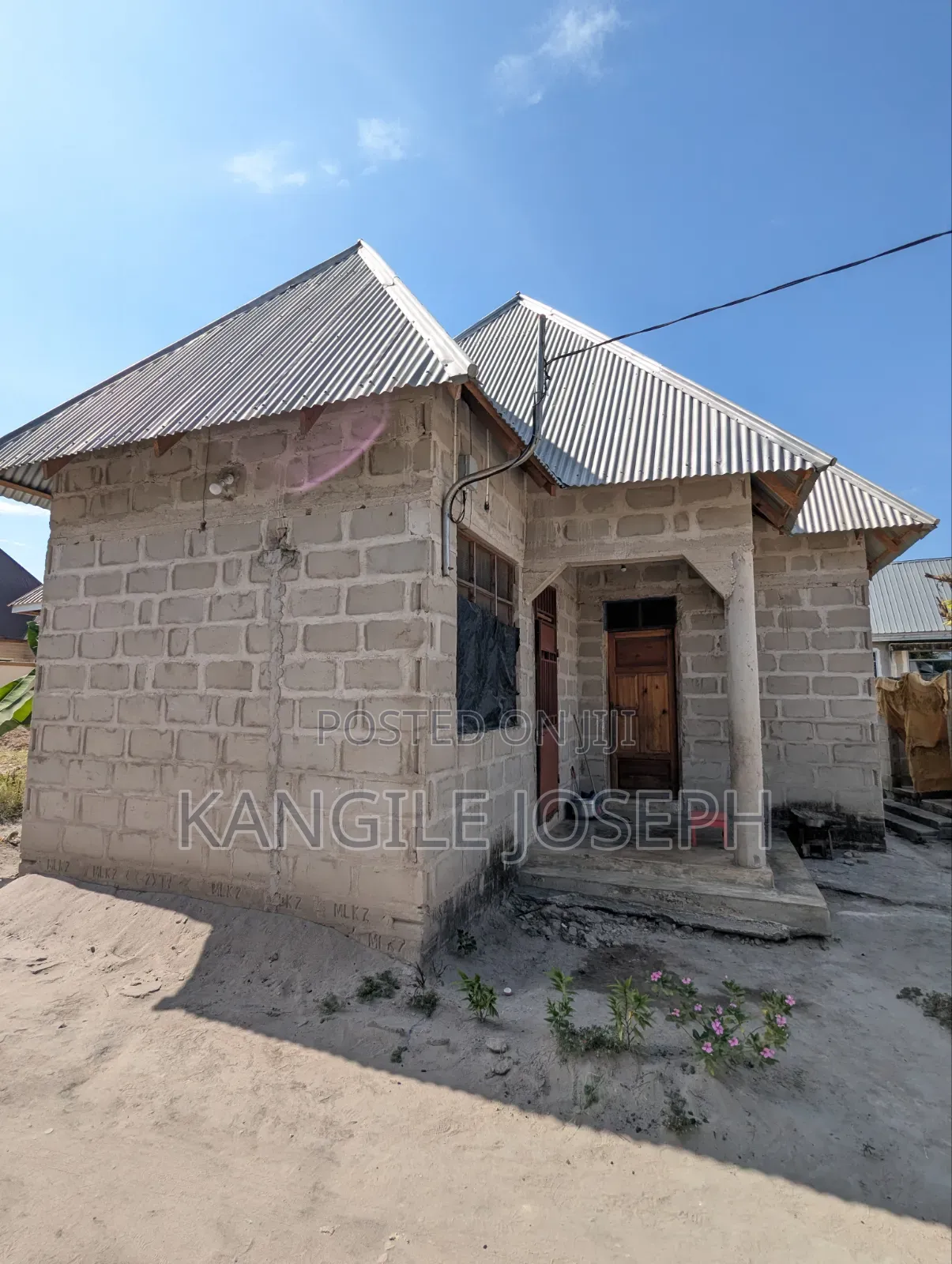 2bdrm House in Kapungu Street, Ukonga for sale