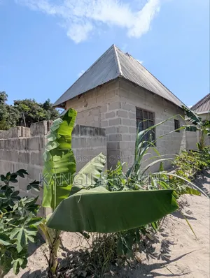 2bdrm House in Kapungu Street, Ukonga for sale