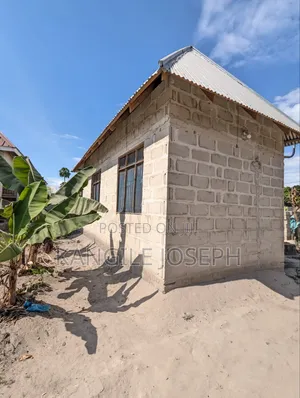 2bdrm House in Kapungu Street, Ukonga for sale
