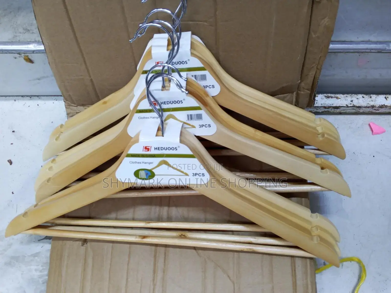 Hanger Za Mbao Kwa Ajiri Nguo 12 PC