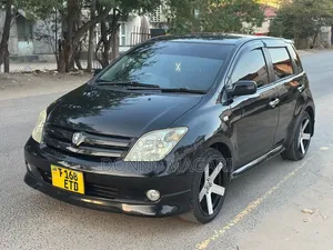 Toyota IST 2005 Black