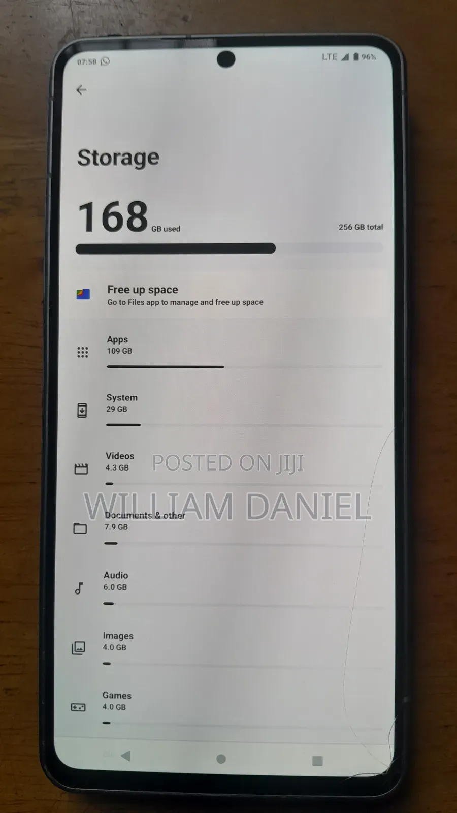 Sharp Aquos R7 256 GB Silver