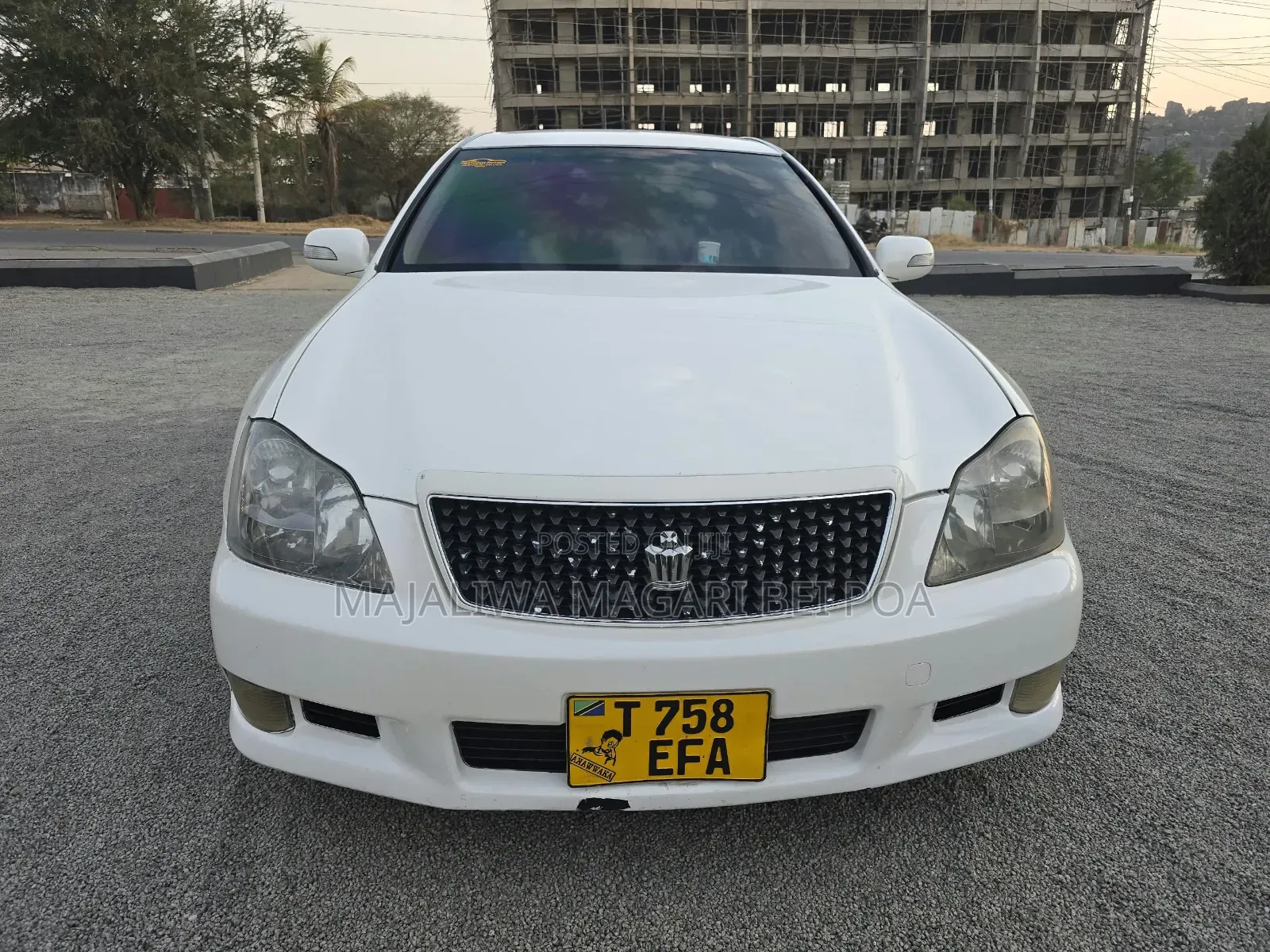Toyota Crown Royale 2005 White