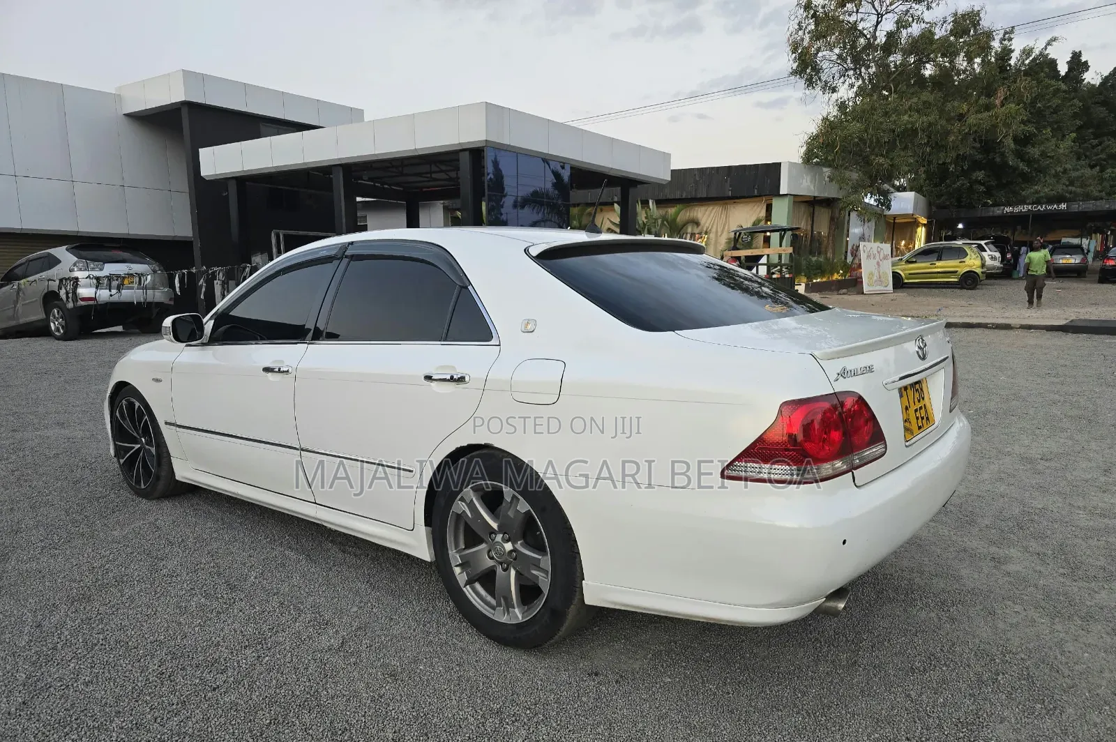 Toyota Crown Royale 2005 White