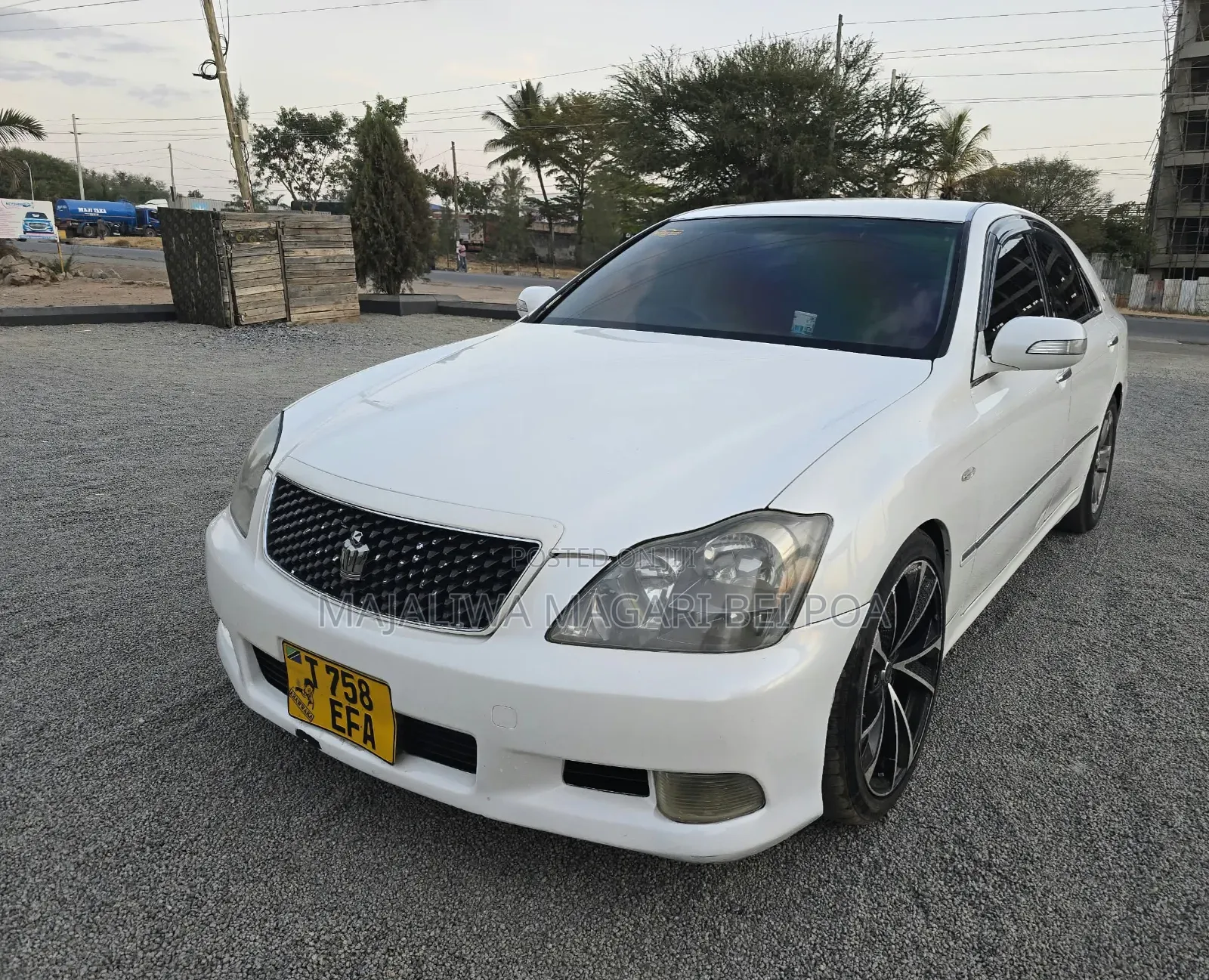 Toyota Crown Royale 2005 White