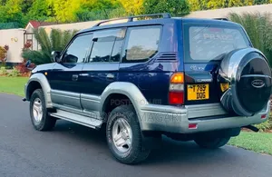 Toyota Land Cruiser Prado 2003 Blue