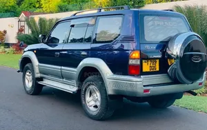 Toyota Land Cruiser Prado 2003 Blue