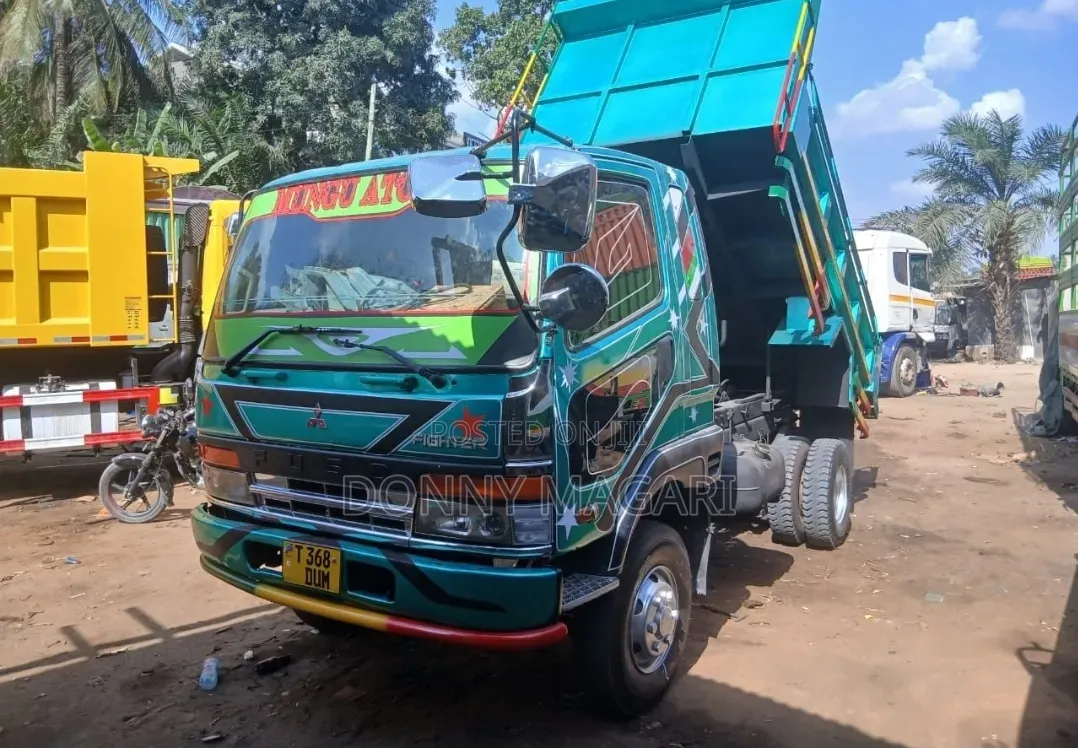 Mitsubishi Fuso Tipper