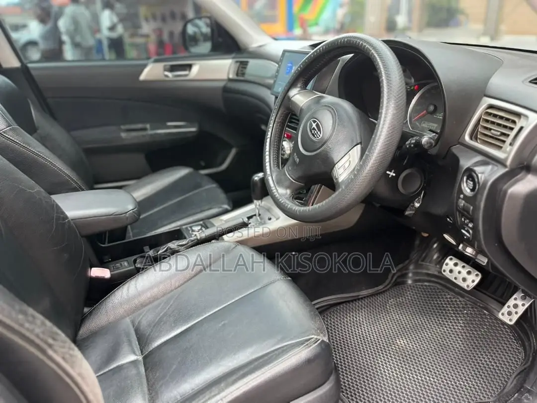 Subaru Forester 2.0D X 2009 Silver