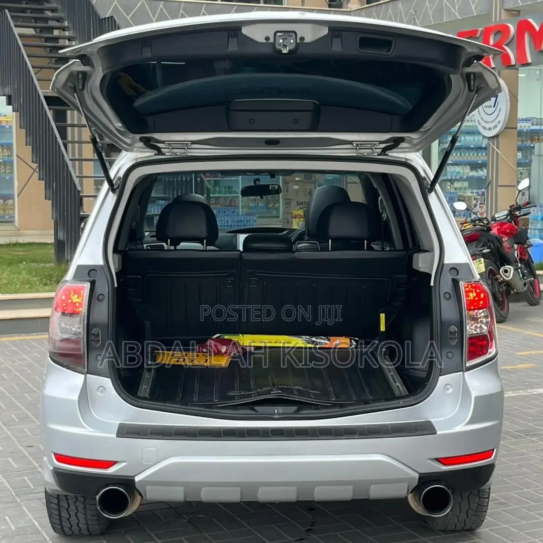 Subaru Forester 2.0D X 2009 Silver