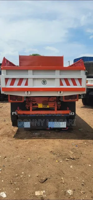 Mitsubishi Fuso Tipper