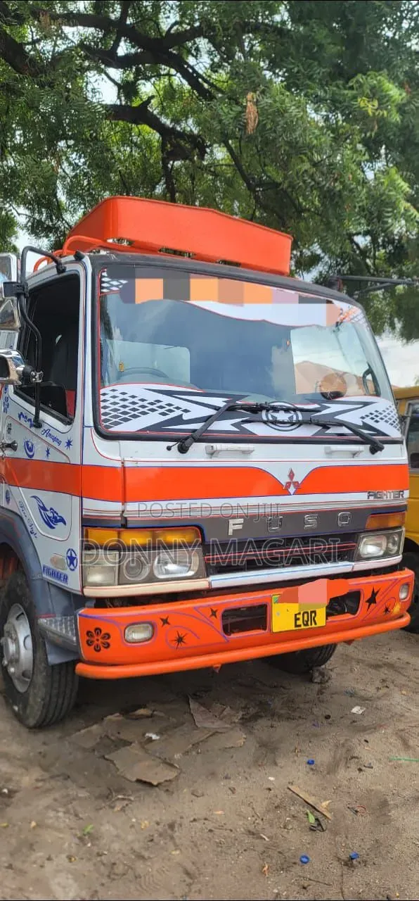 Mitsubishi Fuso Tipper