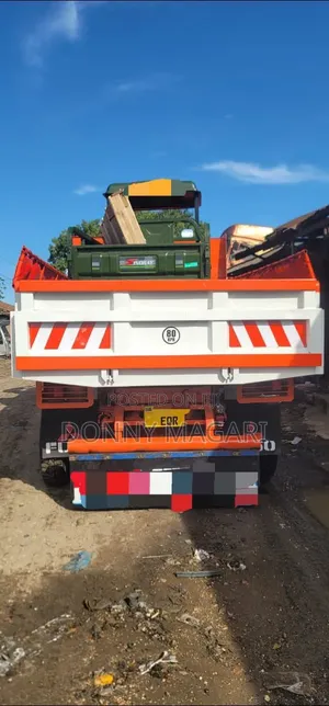 Mitsubishi Fuso Tipper