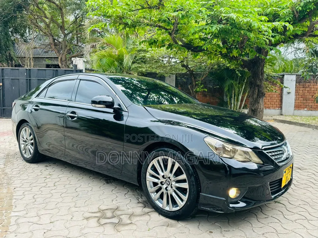Toyota Mark X 2010 Black