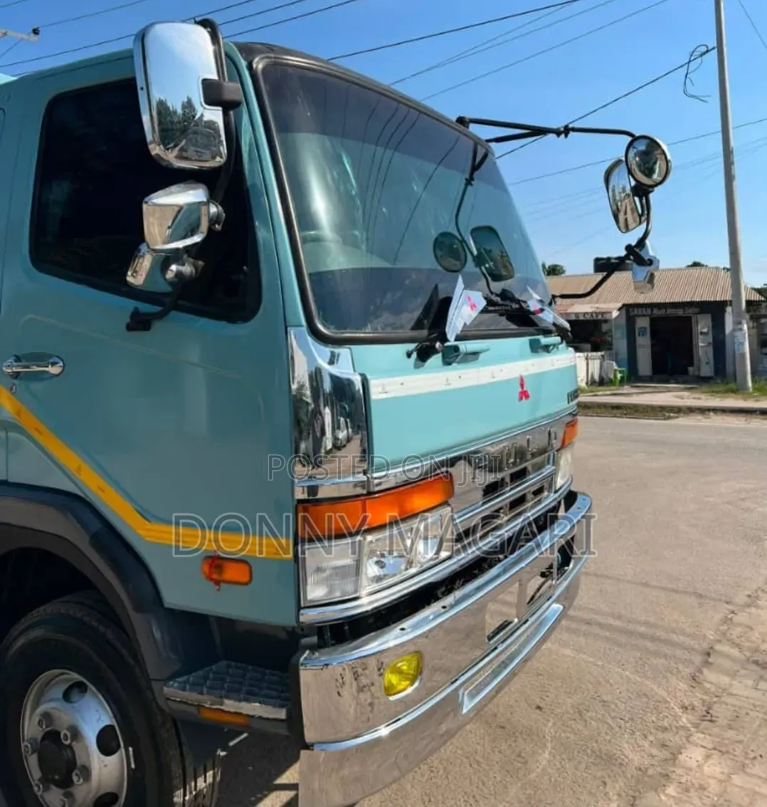 Mitsubishi Fuso Tipper