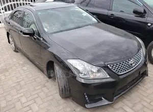 Toyota Crown 2009 Matt Black
