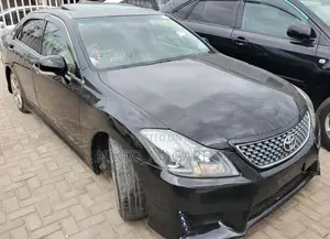 Toyota Crown 2009 Matt Black