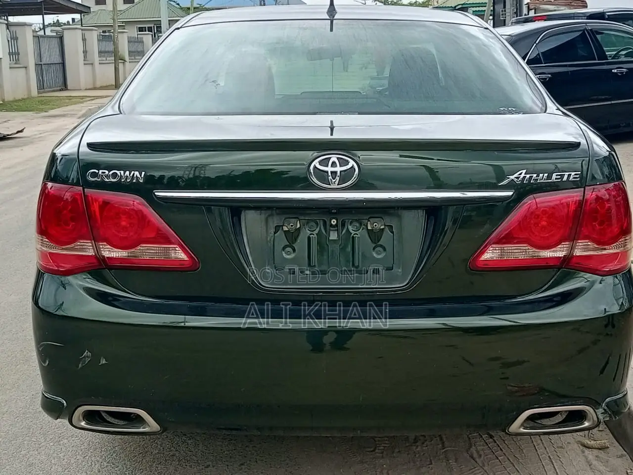 Toyota Crown 2010 Green