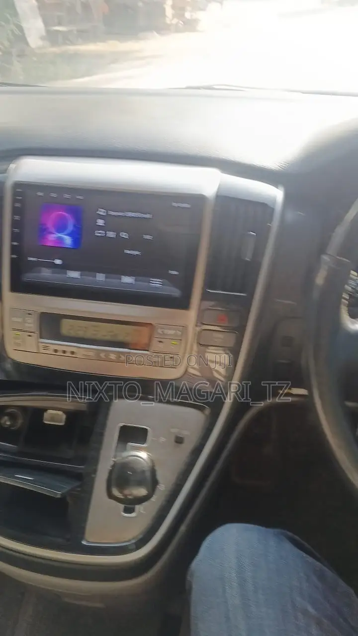 Toyota Alphard 2006 White