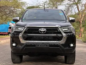 Toyota Hilux 2024 Matt Black