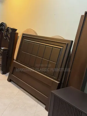 Quality Bed Size 5/6 Ni Mbao Ngumu Ya Mninga