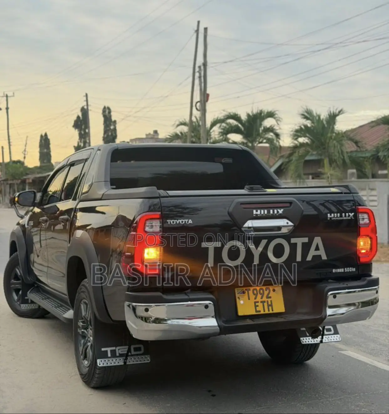 Toyota Hilux Revo Double Cab Deisel 2.4 AWD 2021 Black