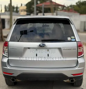 Subaru Forester 2011 Silver