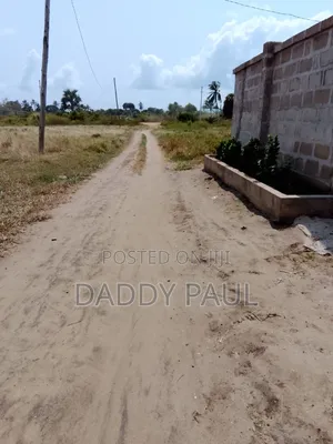 SQM 600 Plot for Sale at CHEKA Kigamboni