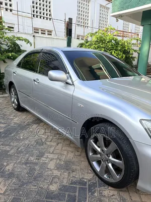 Toyota Crown 2006 Silver
