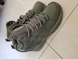 Nike Manoa Leather (Olive)
