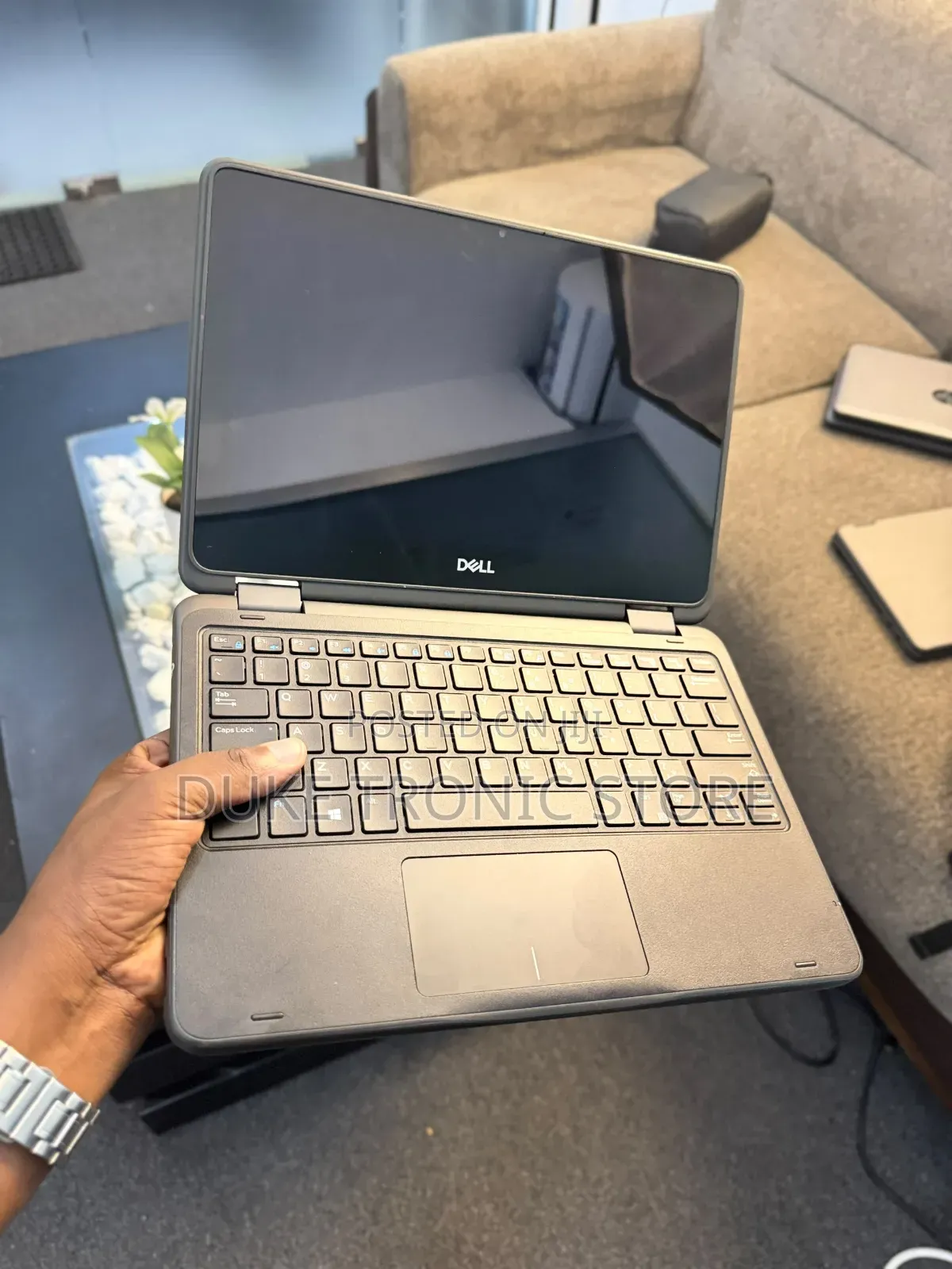 Laptop Dell Latitude 3189 4GB Intel Celeron SSD 128GB