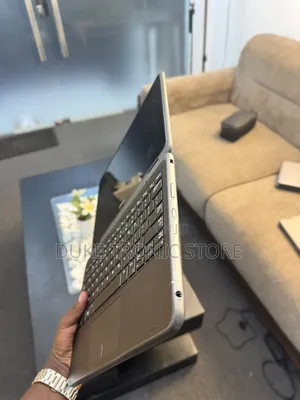 Laptop Dell Latitude 3189 4GB Intel Celeron SSD 128GB