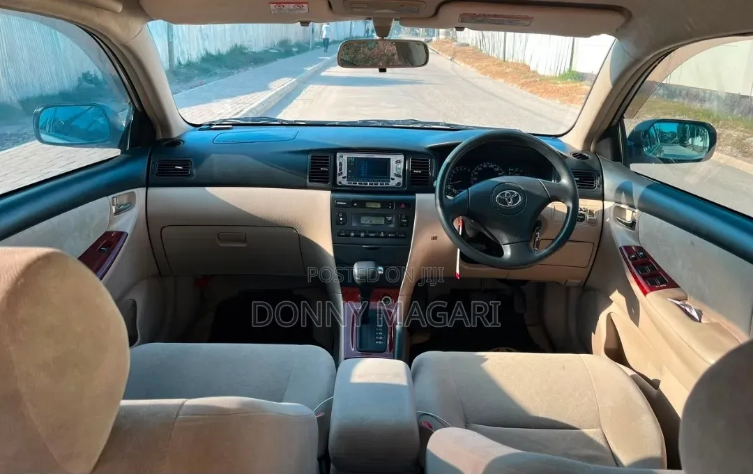 Toyota Corolla RunX 2003 Gold