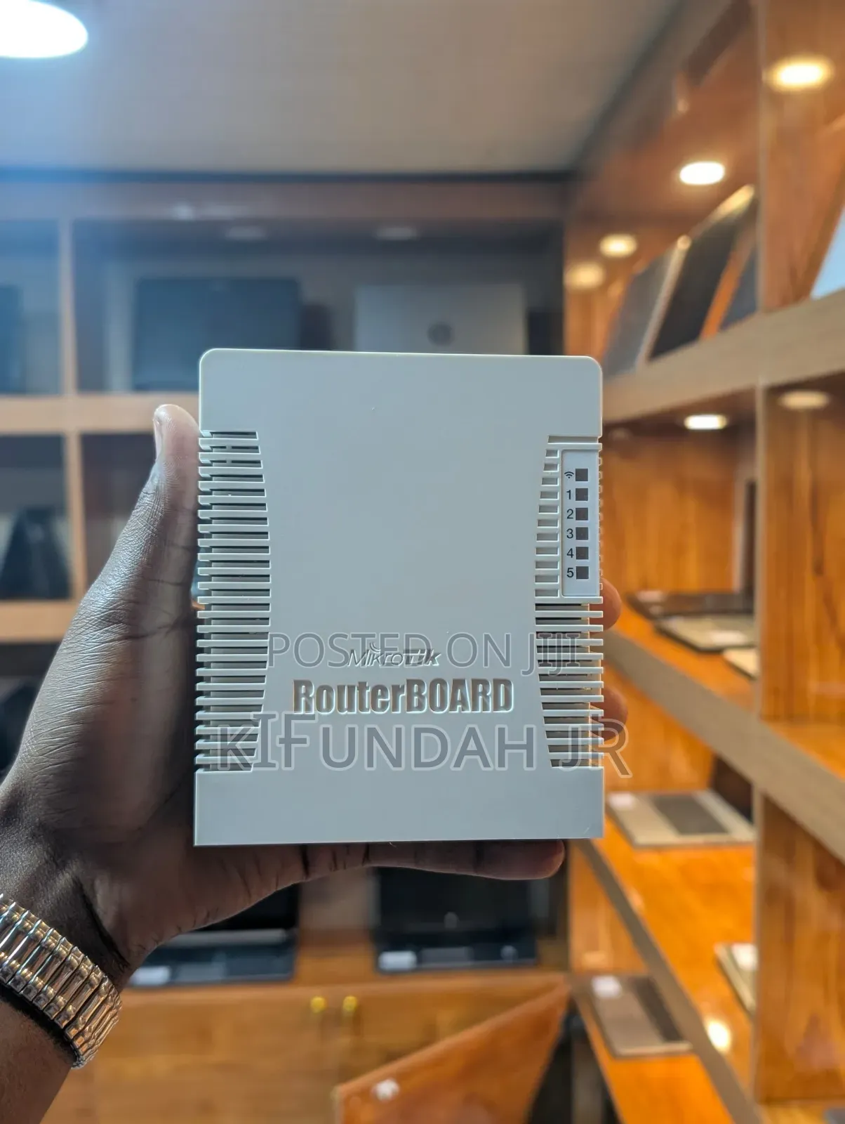 🔥📡 Mikrotik Professional Router — TZS 400,000 🔥