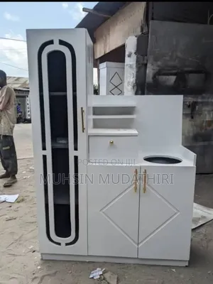 Kicheni Kabineti 260000/=
