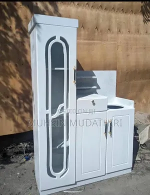 Kicheni Kabineti 260000/=