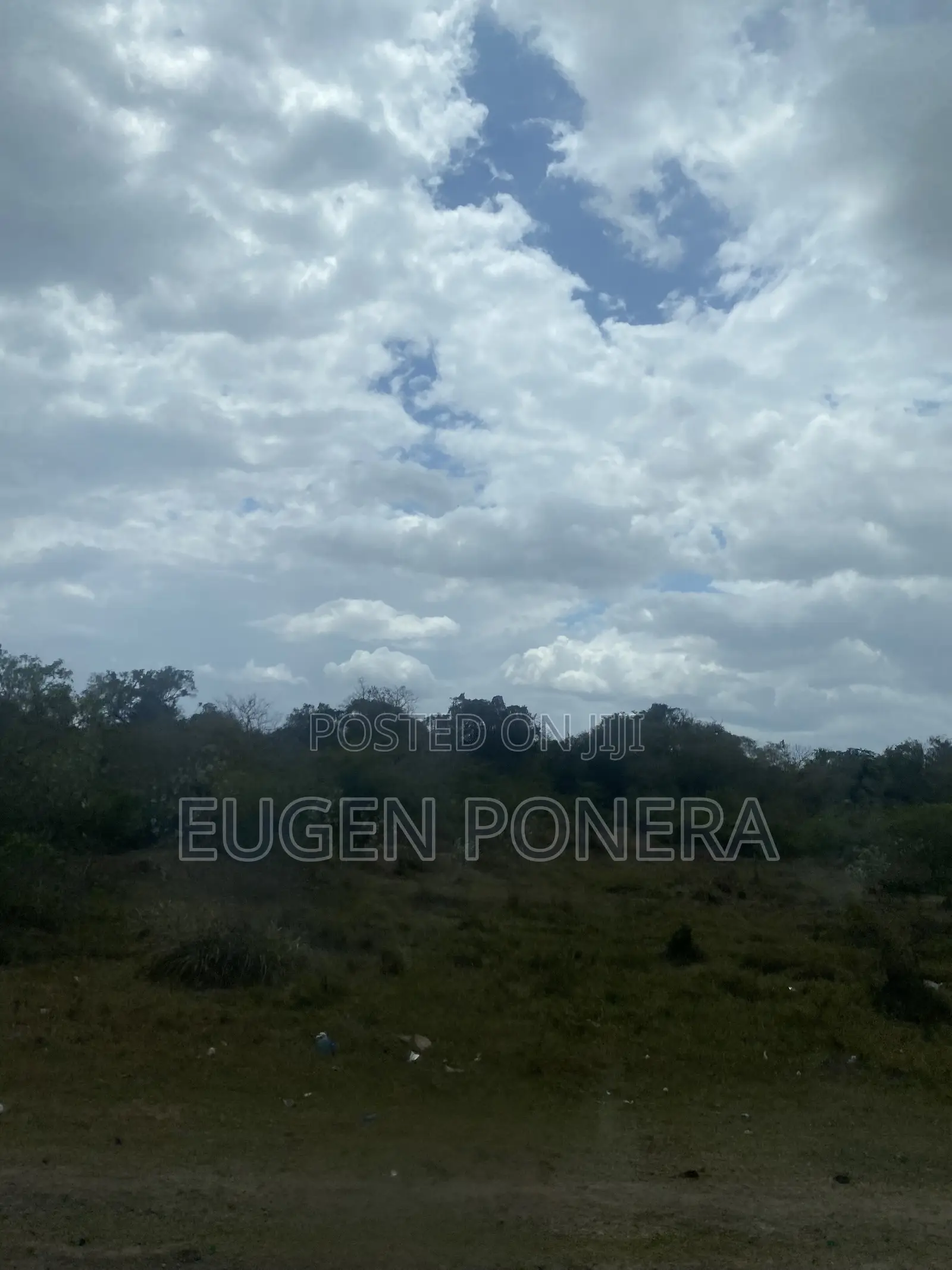 Shamba Ekari Nane Zinauzwa