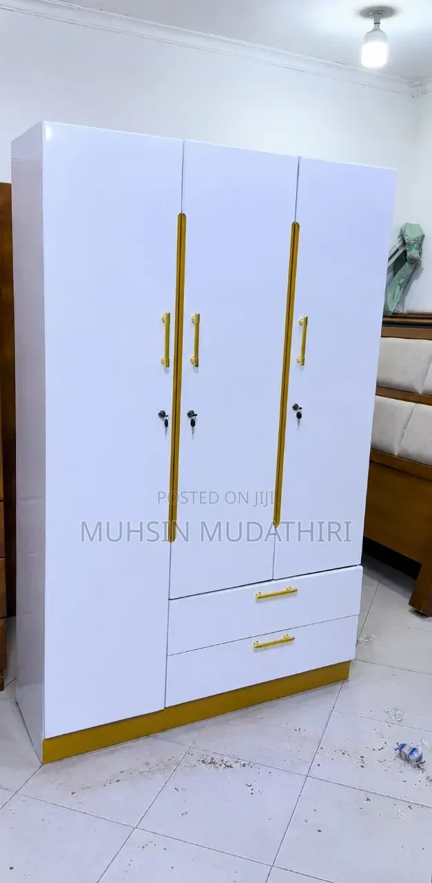 Kabati Milango Mitatu Bei 370k