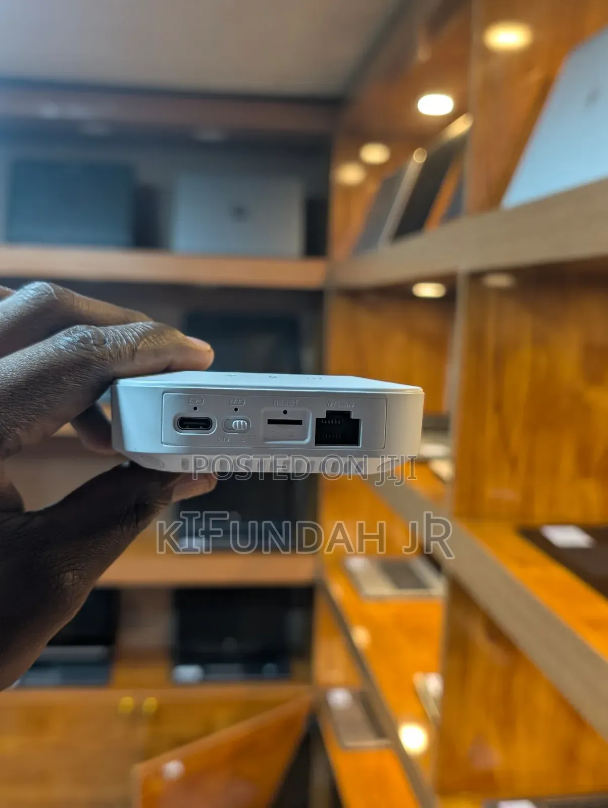 🔥📡 Olax Mt30 — TZS 150,000 🔥