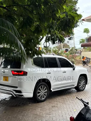 Toyota Land Cruiser 2020 White
