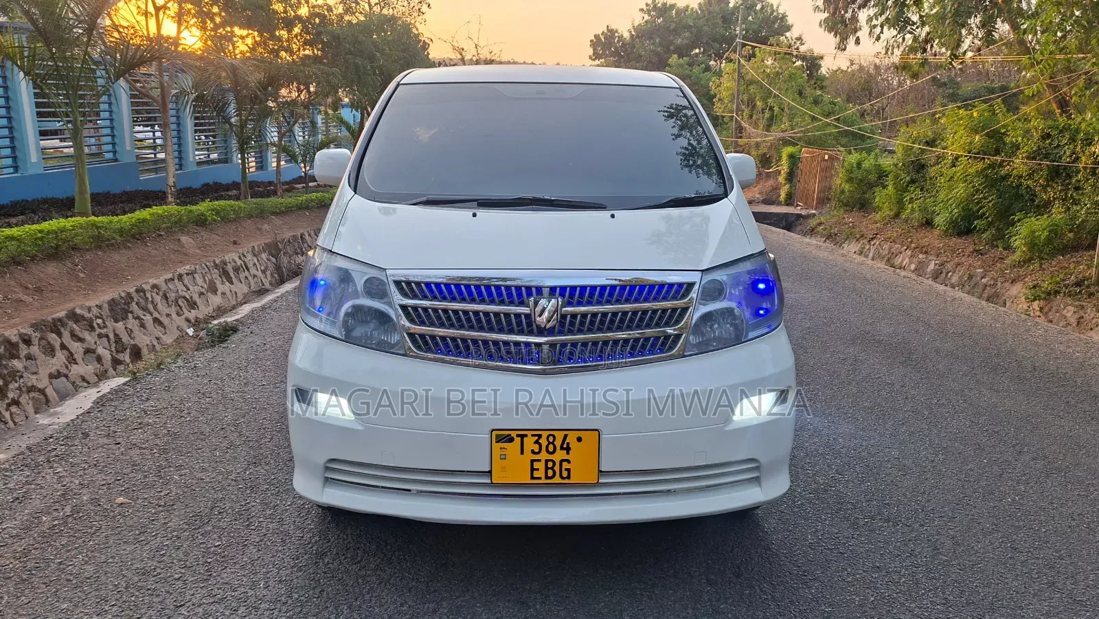 Toyota Alphard 2005 White