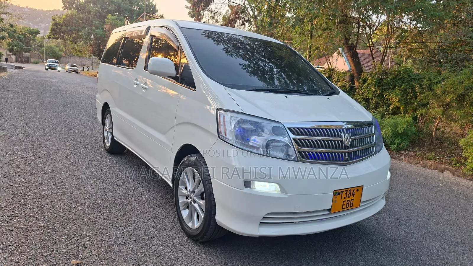 Toyota Alphard 2005 White