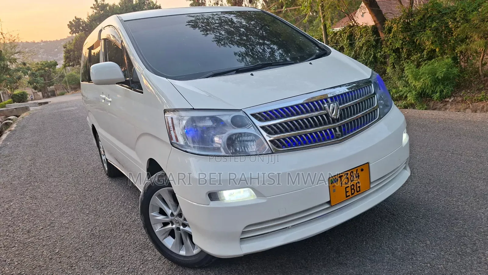 Toyota Alphard 2005 White