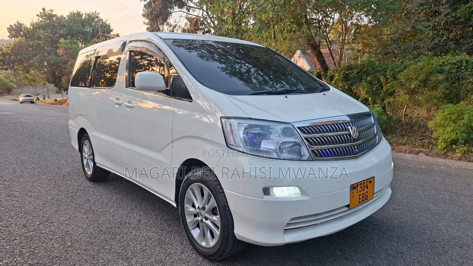 Toyota Alphard 2005 White